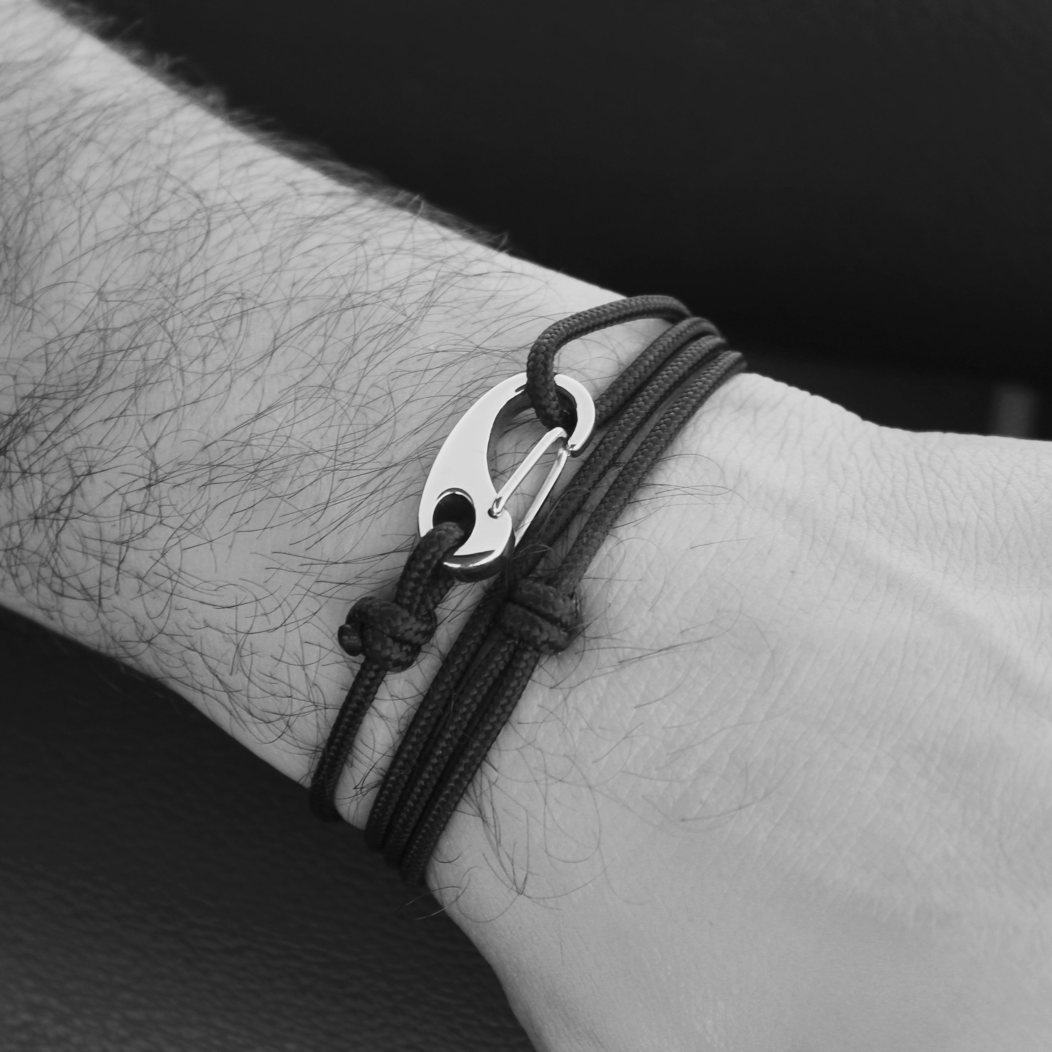 Mens | Tactical Cord + Stainless Steel Bracelet in Black Reflective