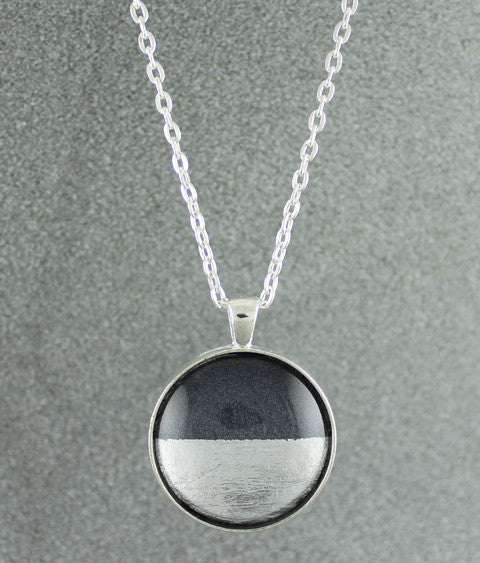 Samba Silver Linings Large Pendant Necklace (Silver &amp; Charcoal)